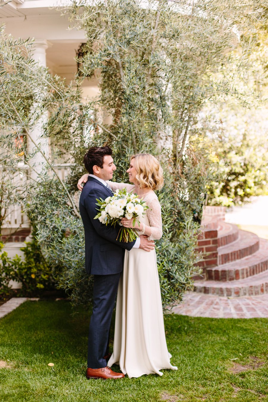 An Intimate Green & White Los Angeles Wedding via TheELD.com