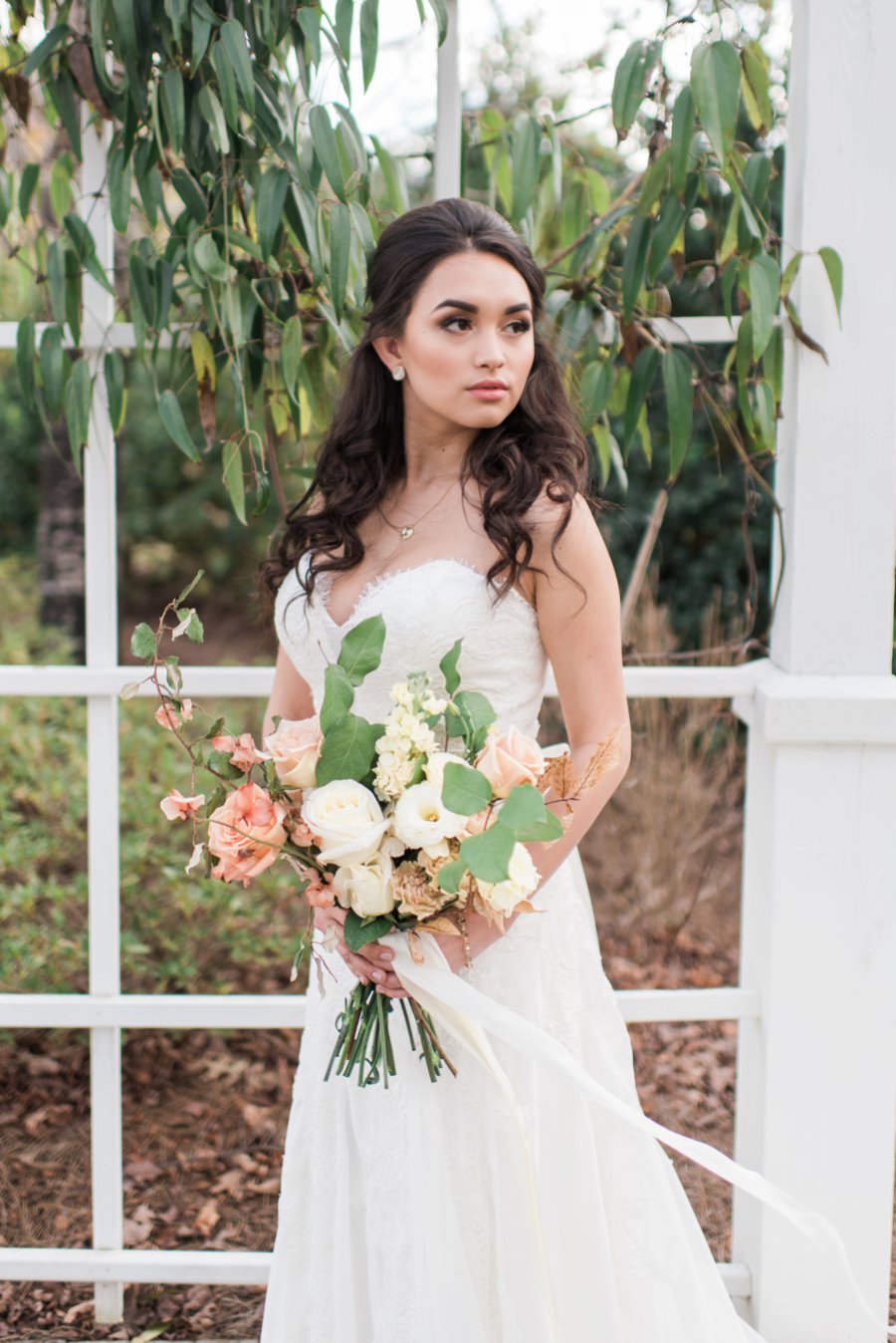 Elegant Peach and White Wedding Ideas via TheELD.com