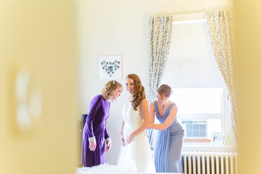 An Eclectic Blue & White Pennsylvania Wedding via TheELD.com