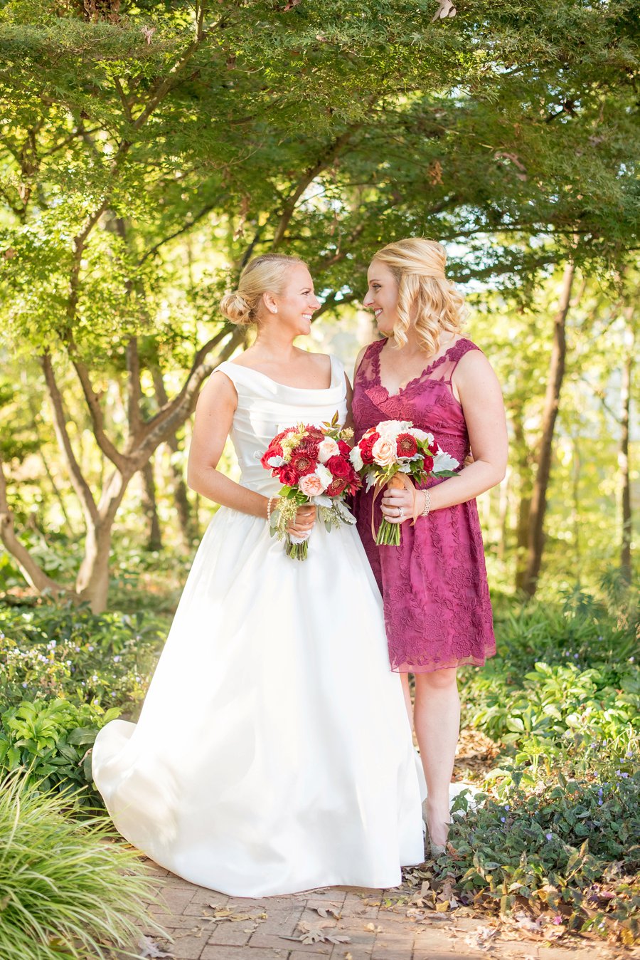 A Southern Pink & Red North Carolina Wedding via TheELD.com