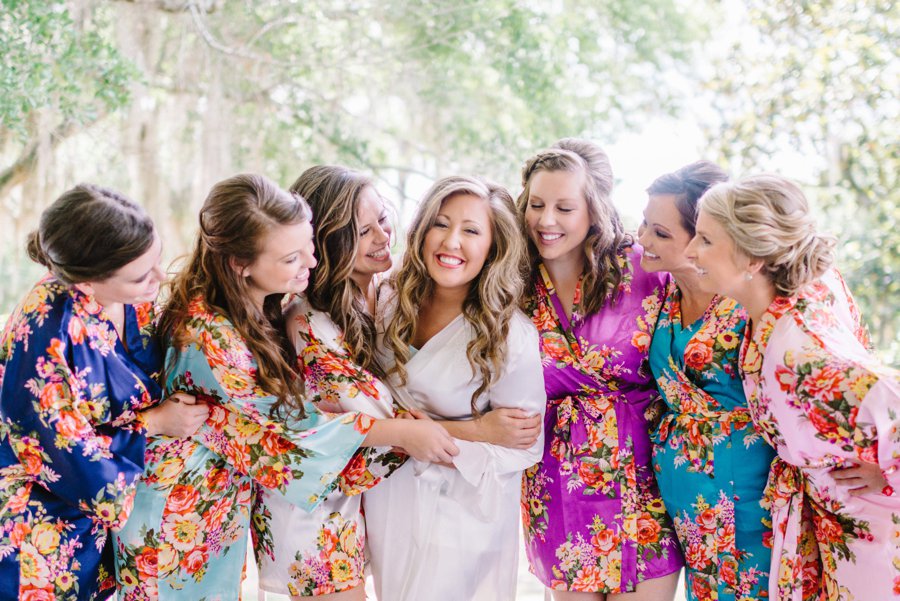 A Colorful Plantation Style Alabama Wedding via TheELD.com