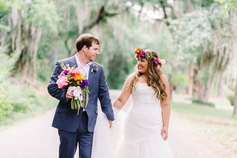 A Colorful Plantation Style Alabama Wedding via TheELD.com