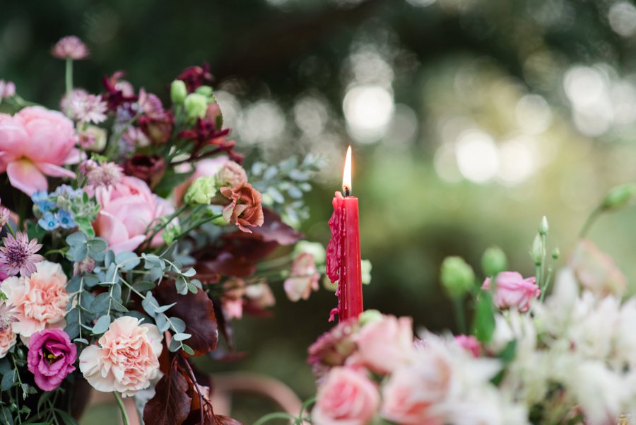 Bold Berry toned Vintage Inspired Wedding Ideas via TheELD.com