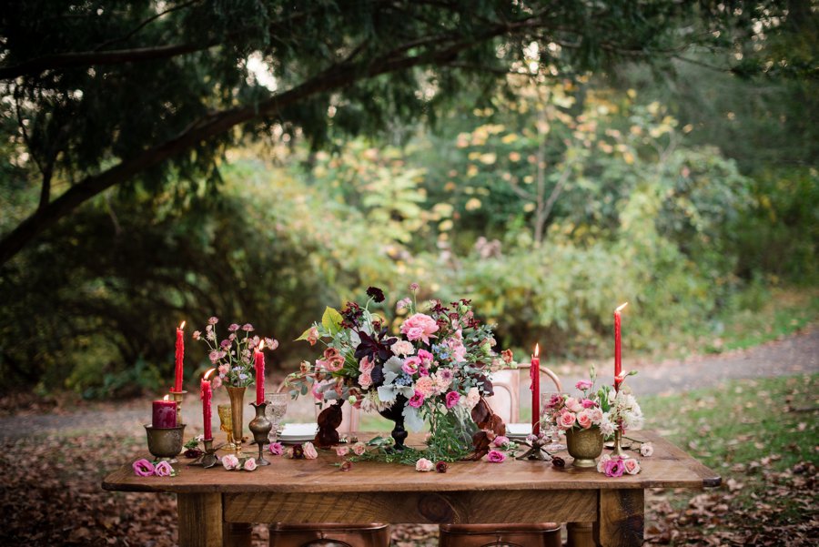 Bold Berry toned Vintage Inspired Wedding Ideas via TheELD.com