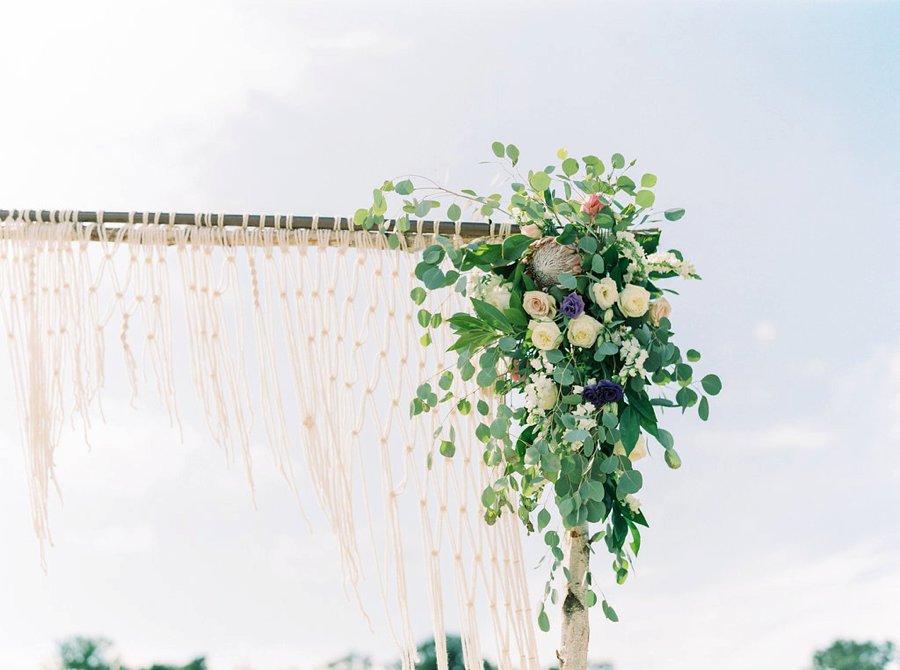 A Relaxed Bohemian Blush & Blue Maryland Wedding via TheELD.com