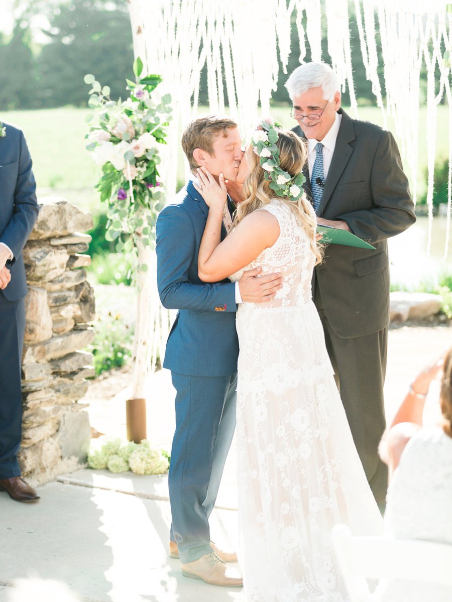 A Relaxed Bohemian Blush & Blue Maryland Wedding via TheELD.com