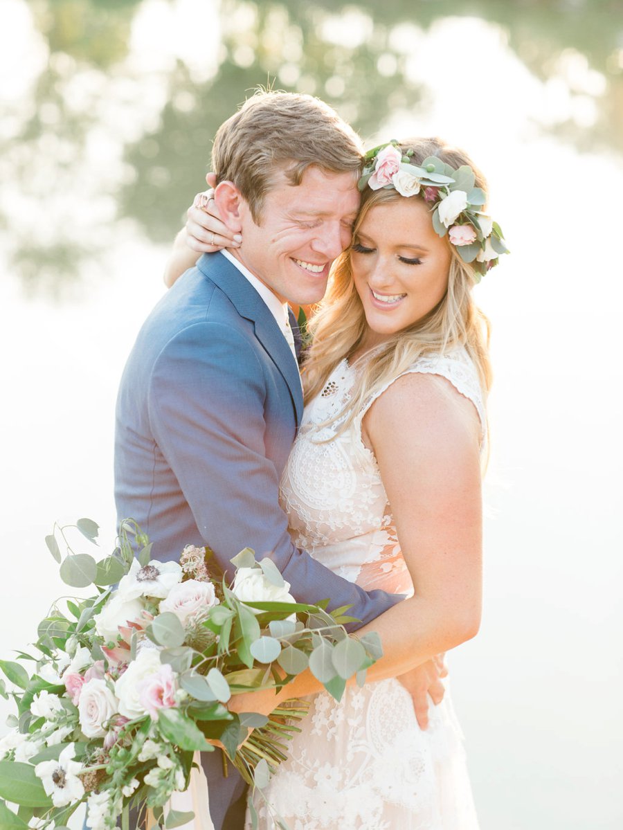 A Relaxed Bohemian Blush & Blue Maryland Wedding via TheELD.com