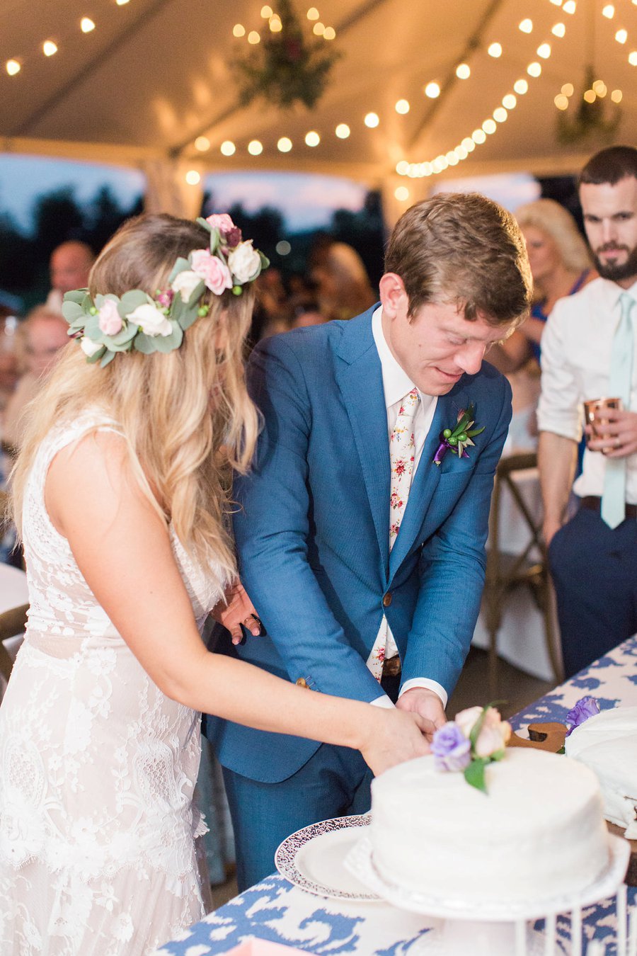 A Relaxed Bohemian Blush & Blue Maryland Wedding via TheELD.com