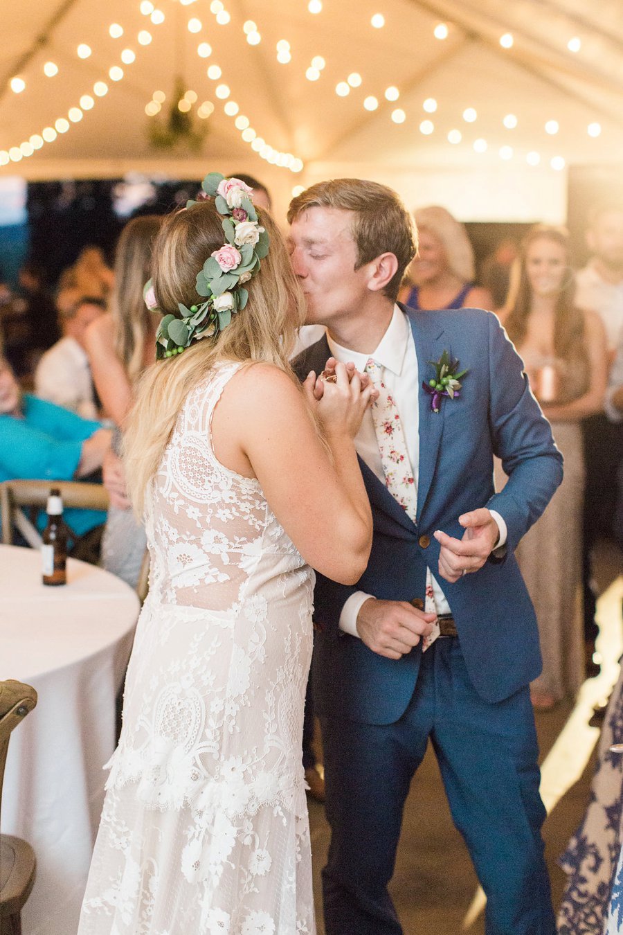 A Relaxed Bohemian Blush & Blue Maryland Wedding via TheELD.com