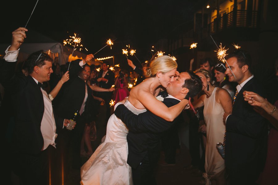 A Classic Green & White Florida Beach Wedding via TheELD.com