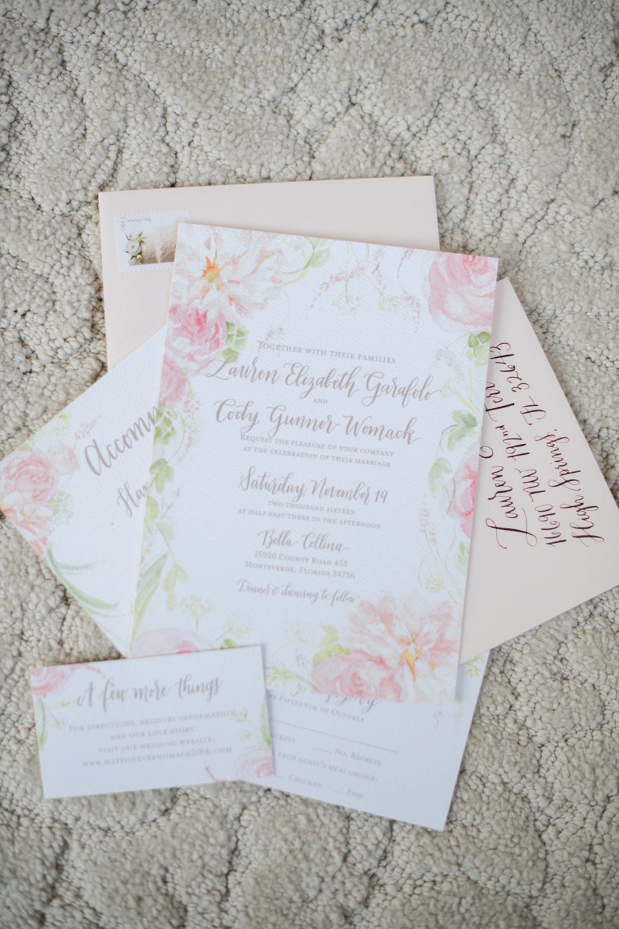 An Elegant White & Blush Rustic Florida Wedding via TheELD.com