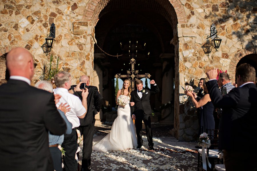 An Elegant White & Blush Rustic Florida Wedding via TheELD.com