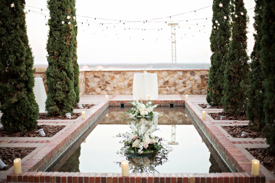 An Elegant White & Blush Rustic Florida Wedding via TheELD.com