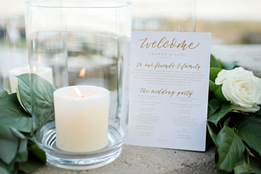 An Elegant White & Blush Rustic Florida Wedding via TheELD.com