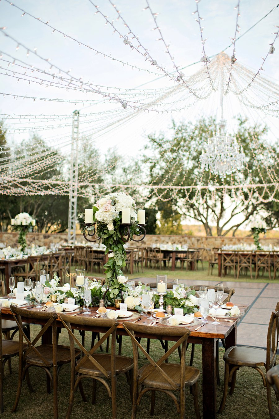 An Elegant White & Blush Rustic Florida Wedding via TheELD.com