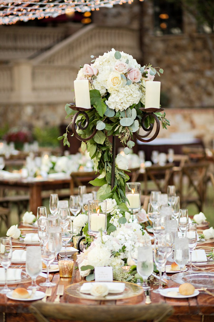 An Elegant White & Blush Rustic Florida Wedding via TheELD.com