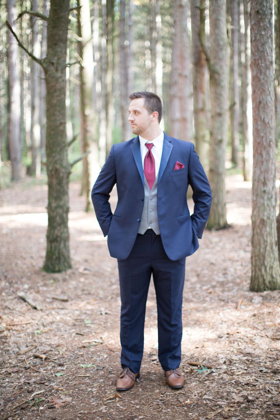 Elegant Navy & Red Woodland Wedding Ideas via TheELD.com