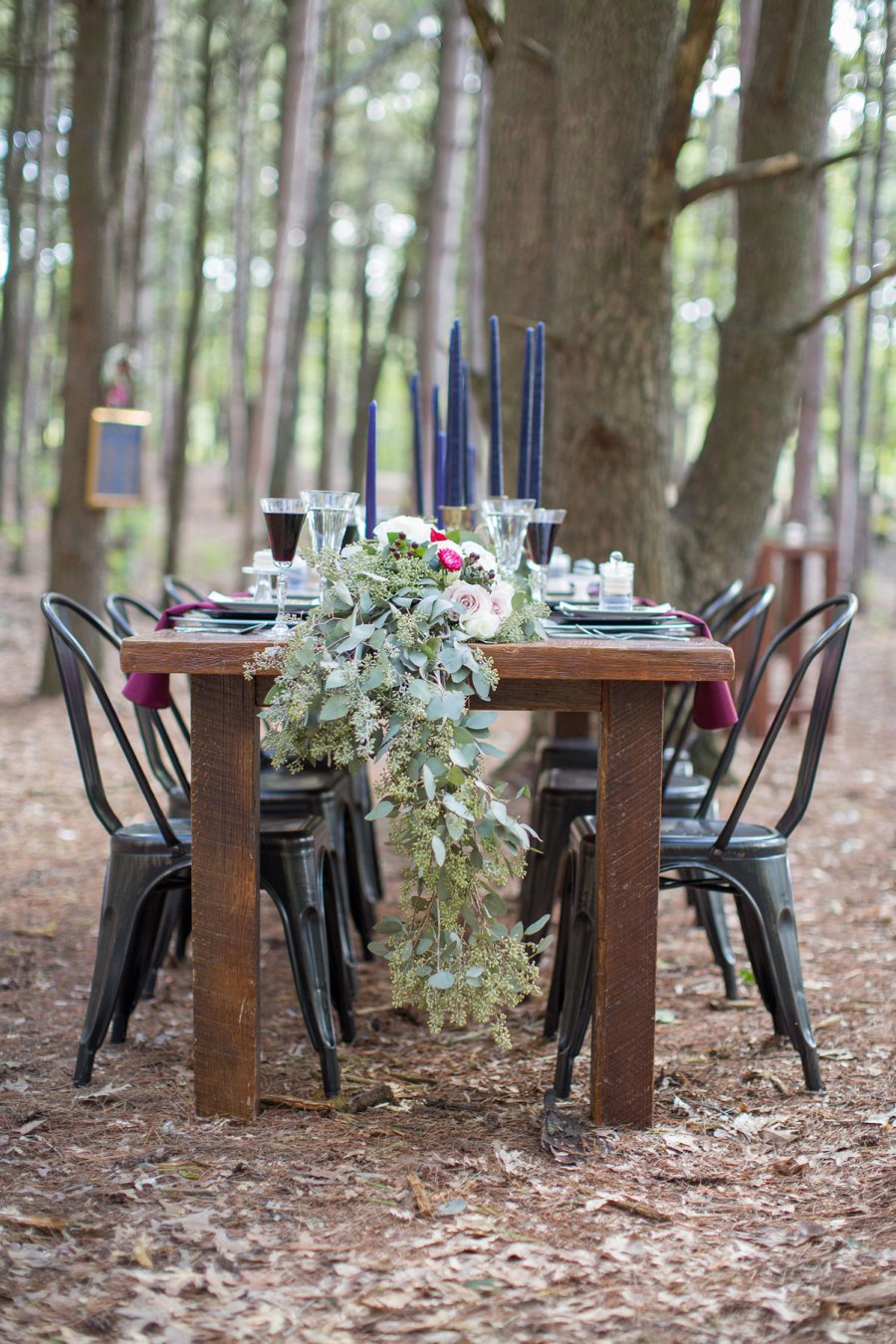 Elegant Navy & Red Woodland Wedding Ideas via TheELD.com