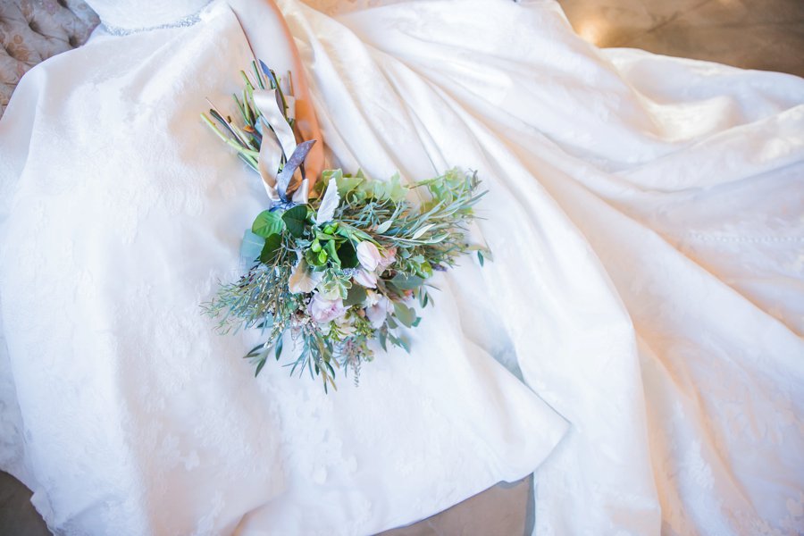 Romantic Organic & Green Illinois Industrial Wedding Ideas via TheELD.com