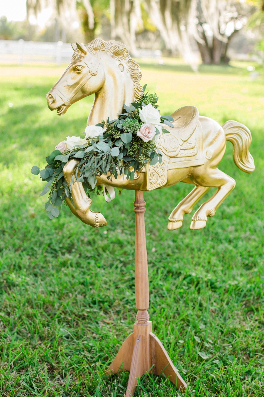 Romantic Blush & White Kentucky Derby Inspired Wedding Ideas via TheELD.com