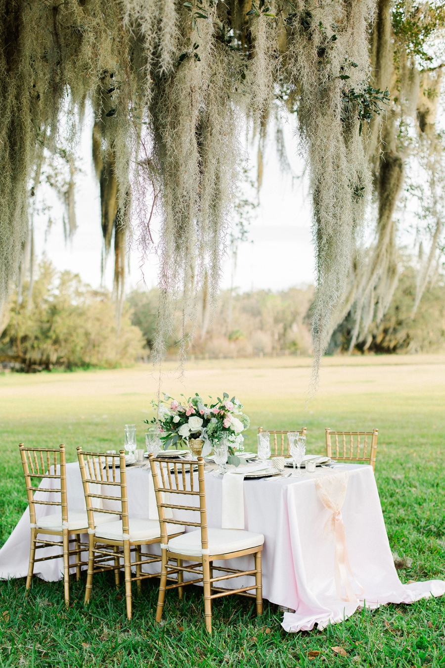 Romantic Blush & White Kentucky Derby Inspired Wedding Ideas via TheELD.com