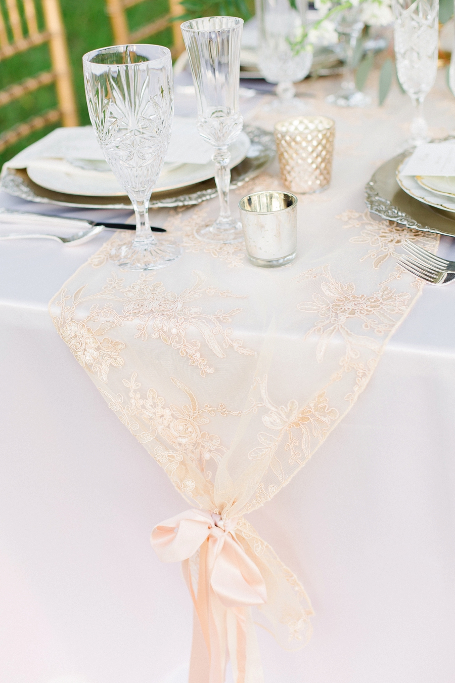 Romantic Blush & White Kentucky Derby Inspired Wedding Ideas via TheELD.com