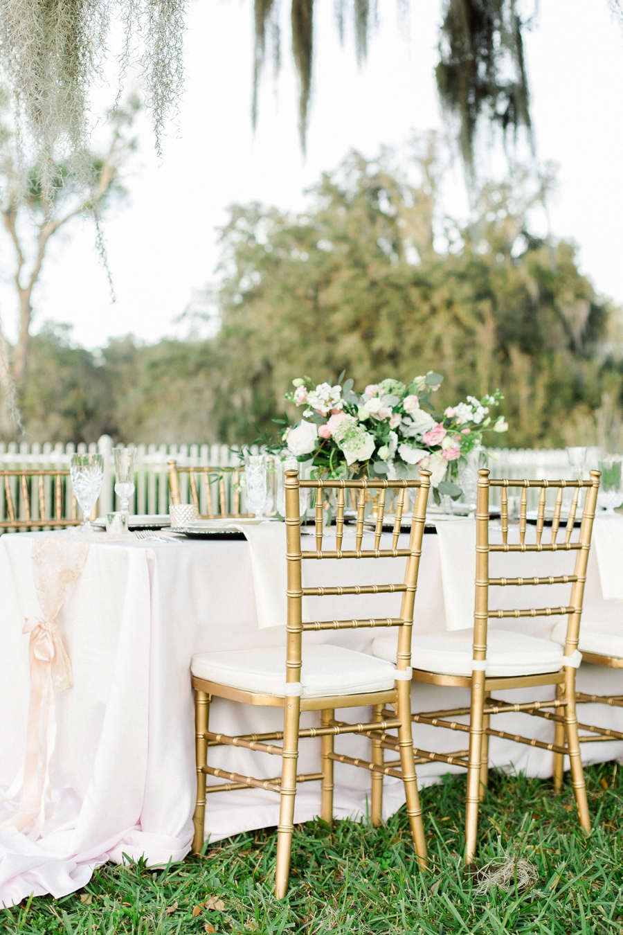 Romantic Blush & White Kentucky Derby Inspired Wedding Ideas via TheELD.com