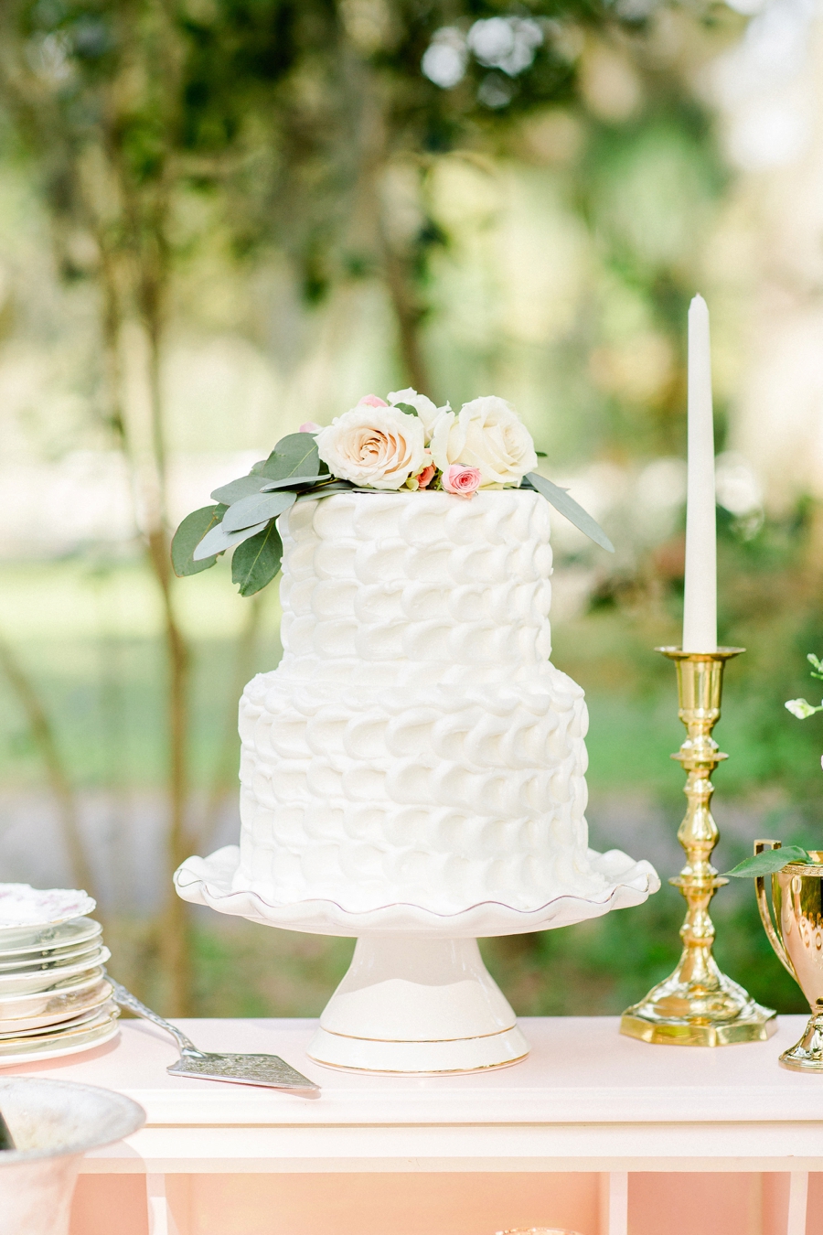 Romantic Blush & White Kentucky Derby Inspired Wedding Ideas via TheELD.com