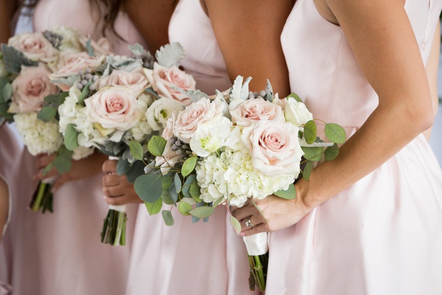 An Organic Blush, White, & Green North Carolina Wedding via TheELD.com