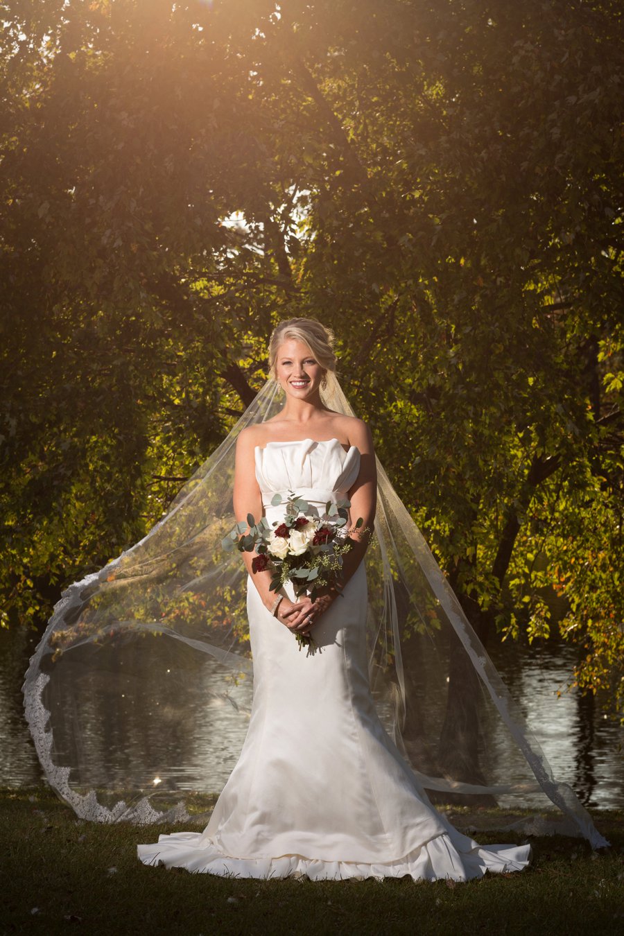 An Organic Blush, White, & Green North Carolina Wedding via TheELD.com