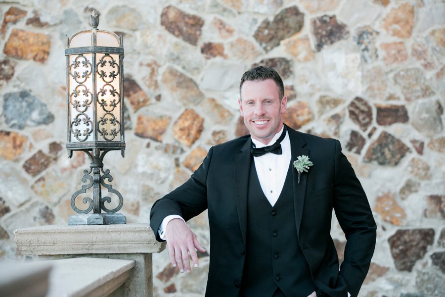 An Elegant White & Silver Central Florida Wedding via TheELD.com