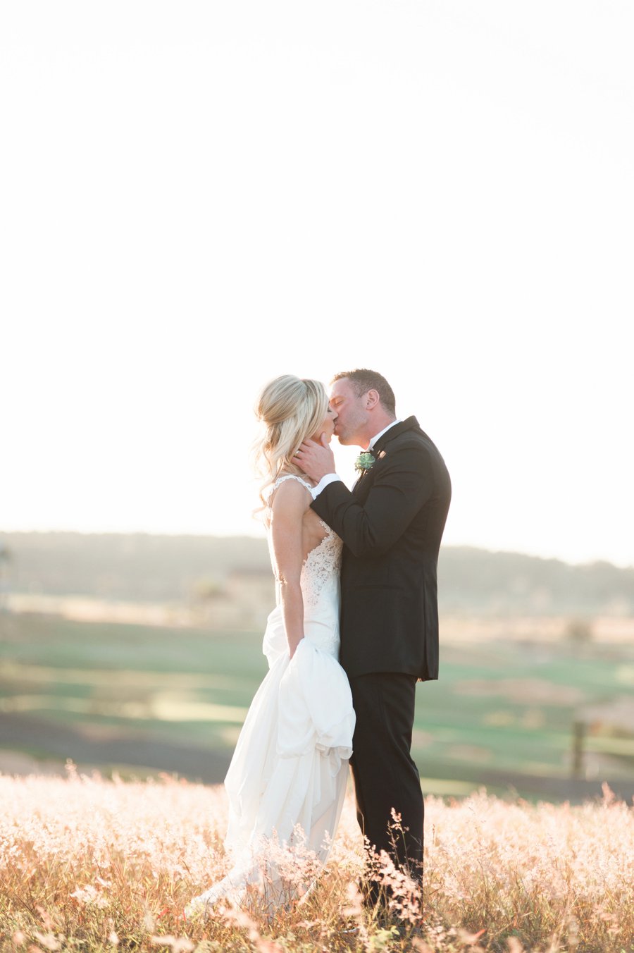 An Elegant White & Silver Central Florida Wedding via TheELD.com