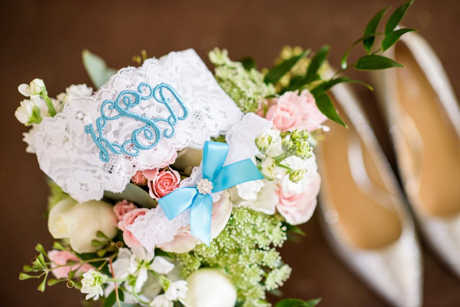 A Pink and Teal Rustic Florida Wedding via TheELD.com