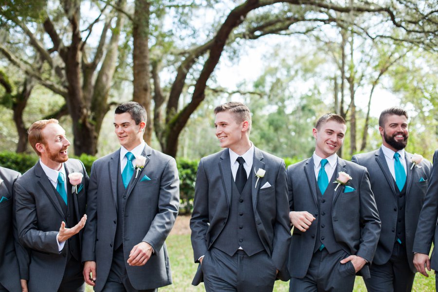 A Pink and Teal Rustic Florida Wedding via TheELD.com