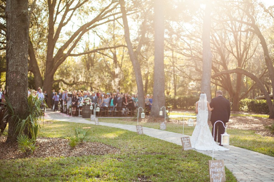 A Pink and Teal Rustic Florida Wedding via TheELD.com