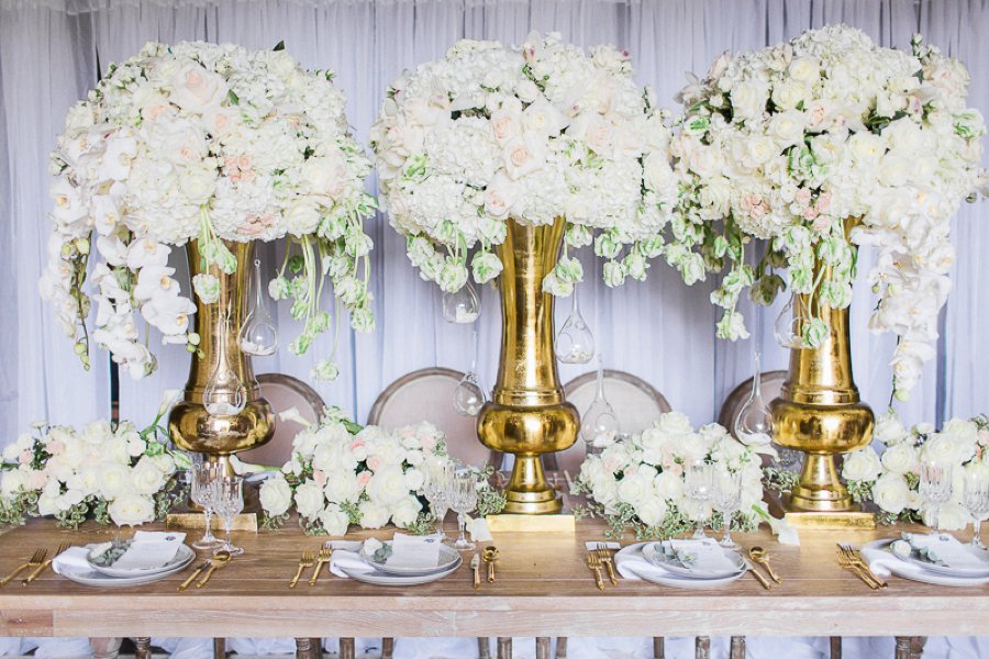 Organic White & Gold Luxe Wedding Ideas via TheELD.com