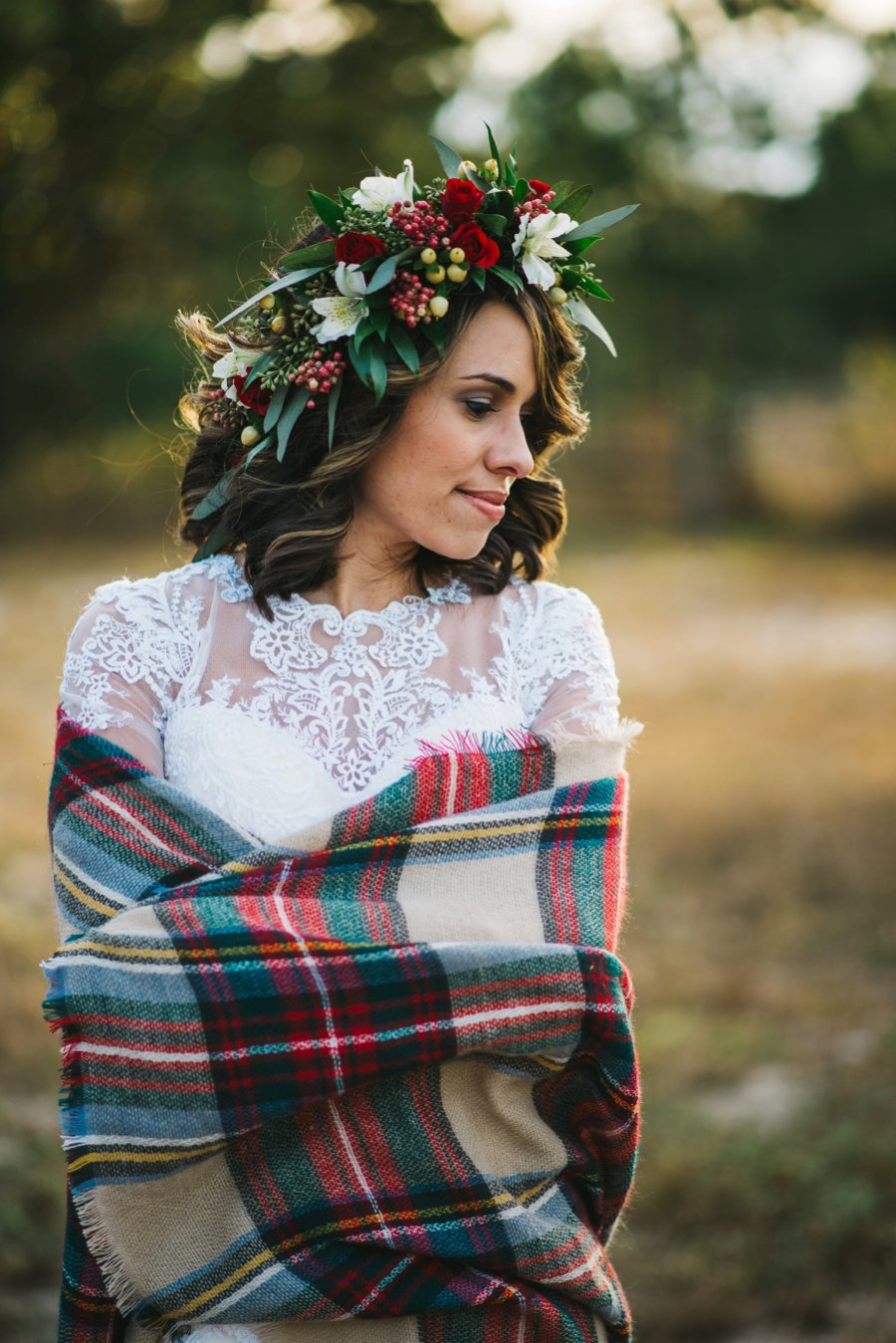 A Rustic Red and White Woodland inspired Central Florida Wedding via TheELD.com