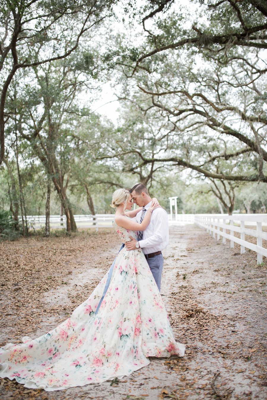 Colorful Summer Floral & Citrus Wedding Ideas via TheELD.com