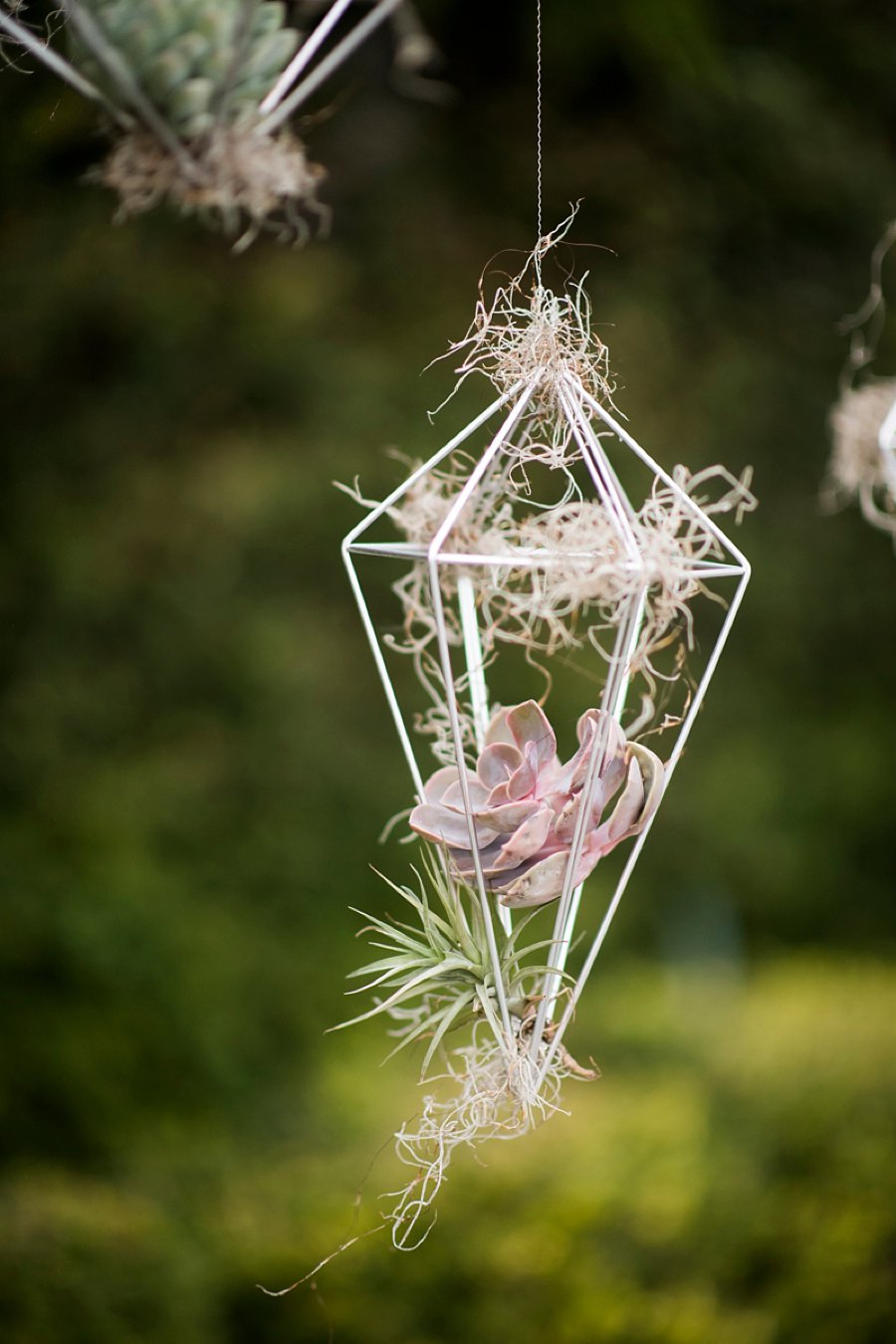 An Eclectic Lavender and Blush Pensacola Wedding via TheELD.com