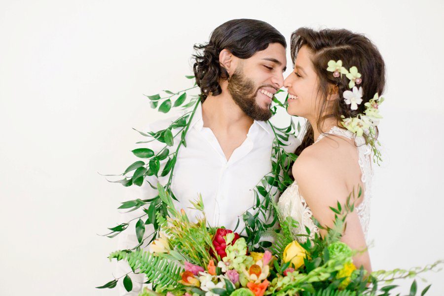 Modern & Lush Tropical Wedding Ideas via TheELD.com