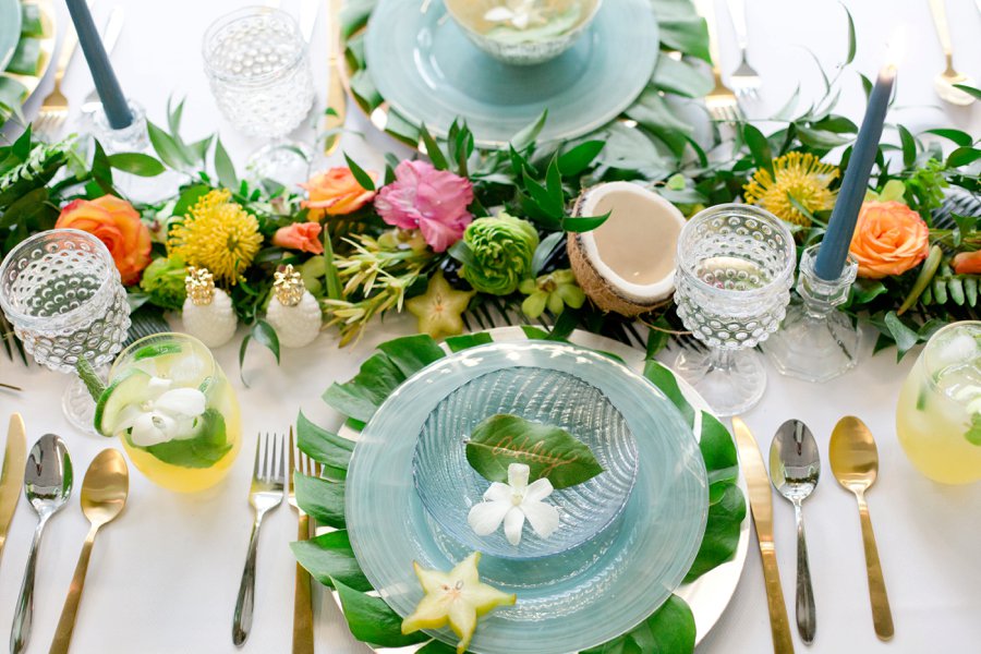 Modern & Lush Tropical Wedding Ideas via TheELD.com