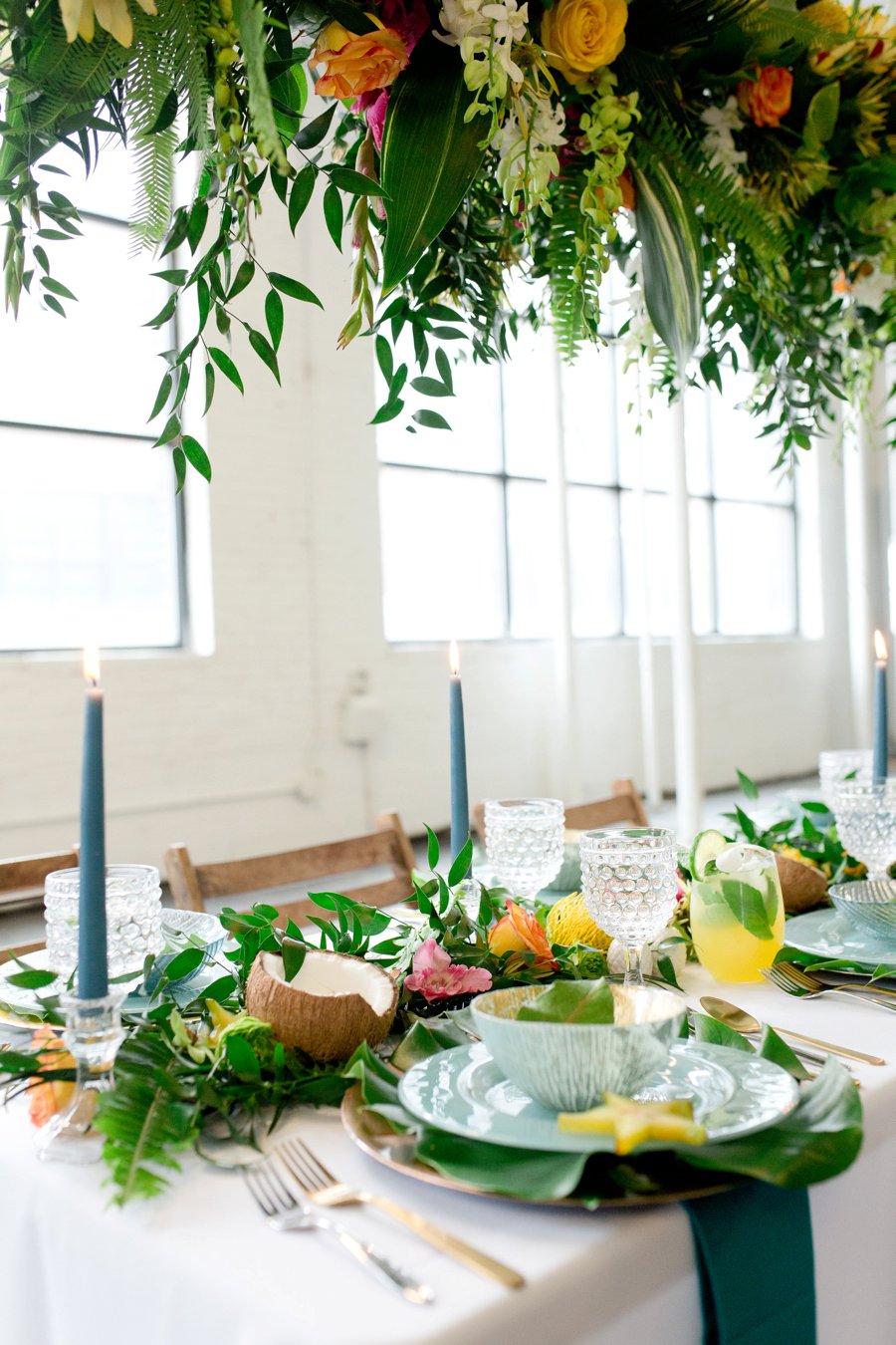 Modern & Lush Tropical Wedding Ideas via TheELD.com