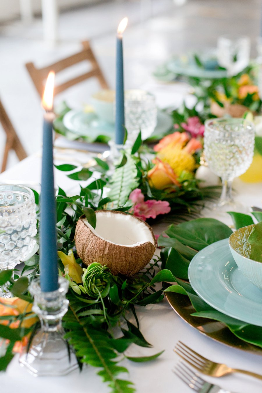 Modern & Lush Tropical Wedding Ideas via TheELD.com