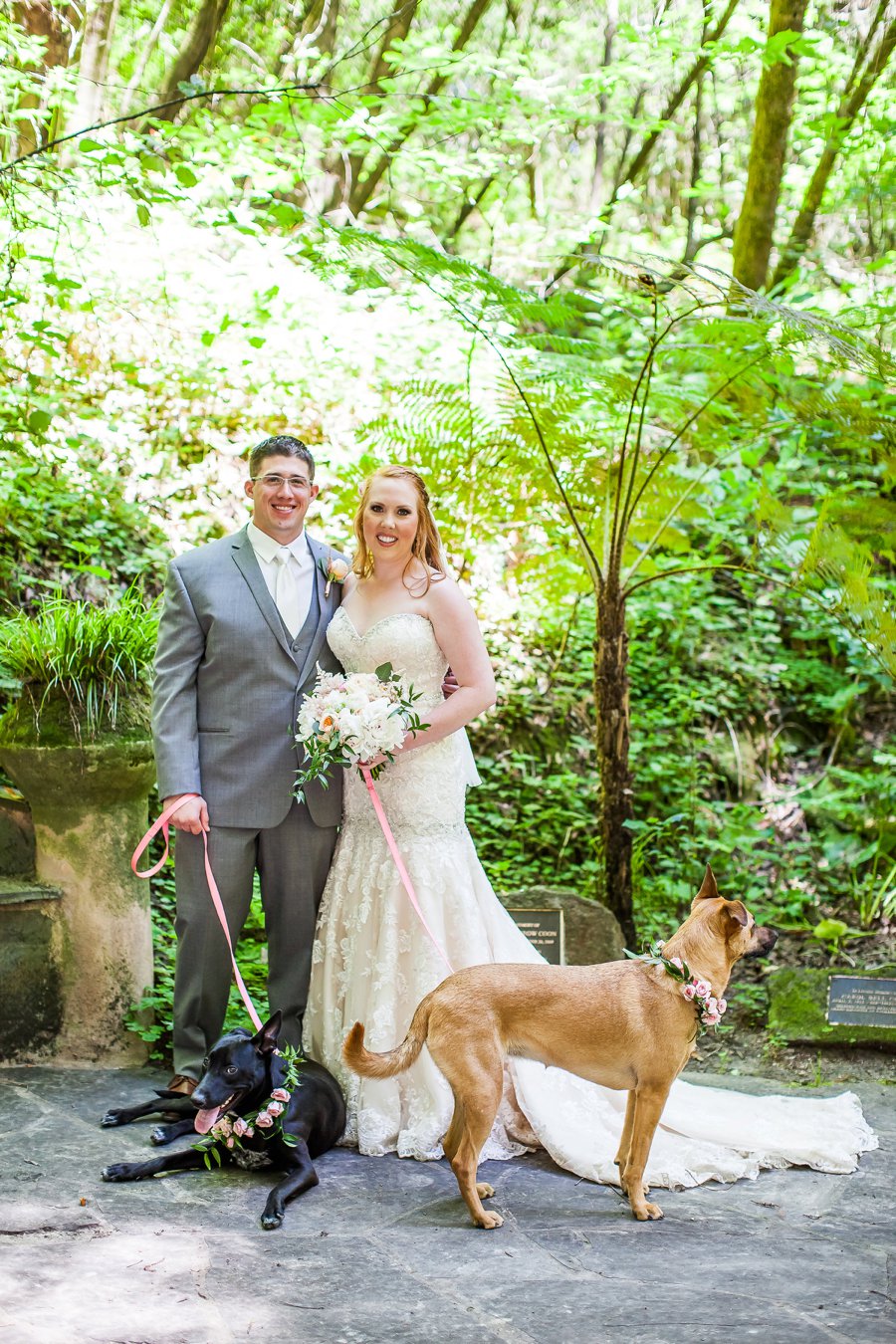 Blush, Peach, & Ivory Woodsy California Wedding via TheELD.com