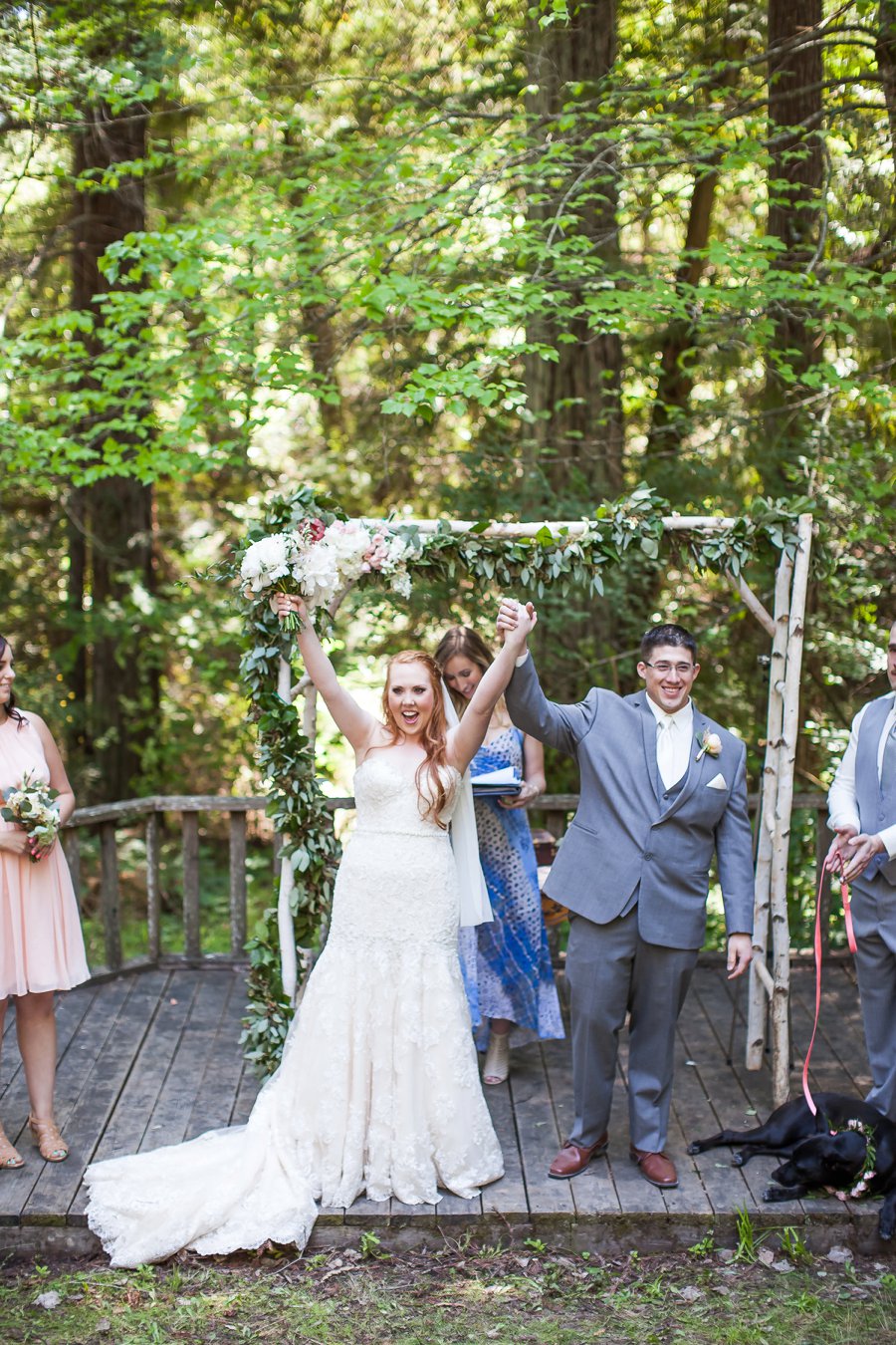 Blush, Peach, & Ivory Woodsy California Wedding via TheELD.com