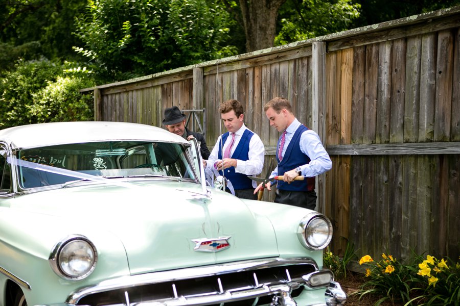 A Blush, White, & Green Tennessee Garden Wedding via TheELD.com