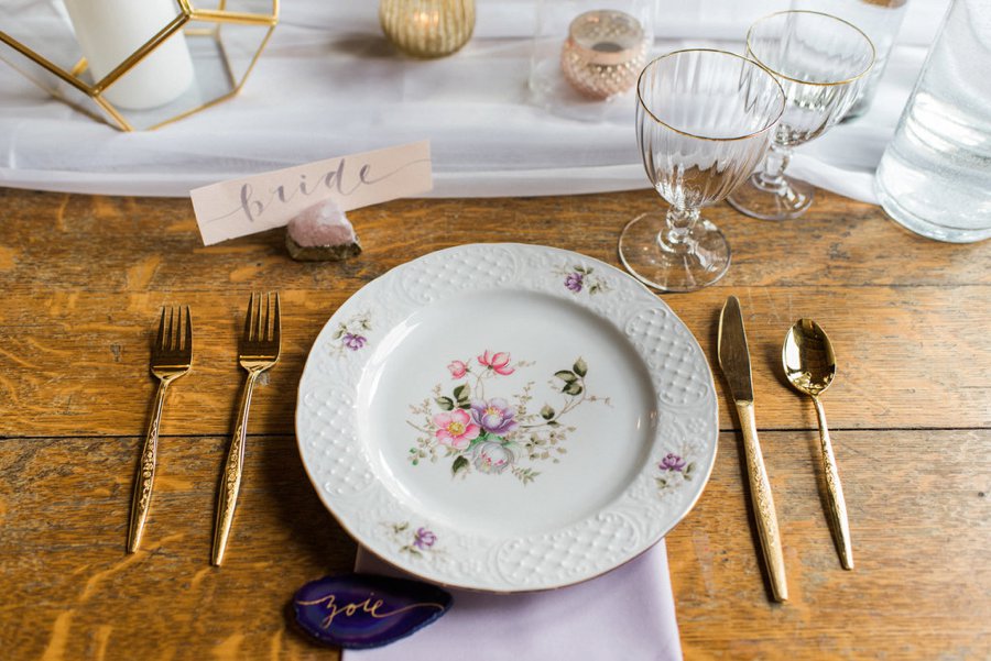 Lavender, Grey, & White Spring Inspired Geometric Wedding Ideas via TheELD.com