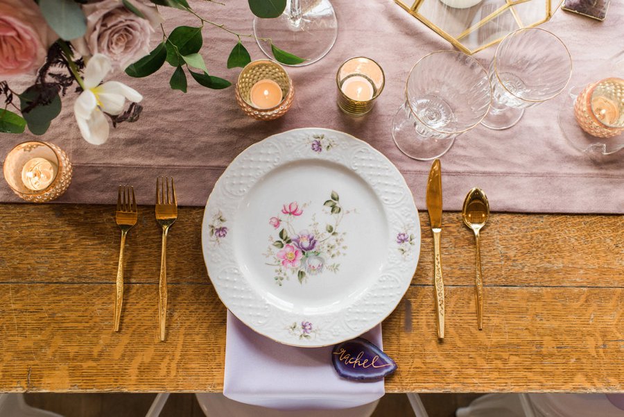 Lavender, Grey, & White Spring Inspired Geometric Wedding Ideas via TheELD.com