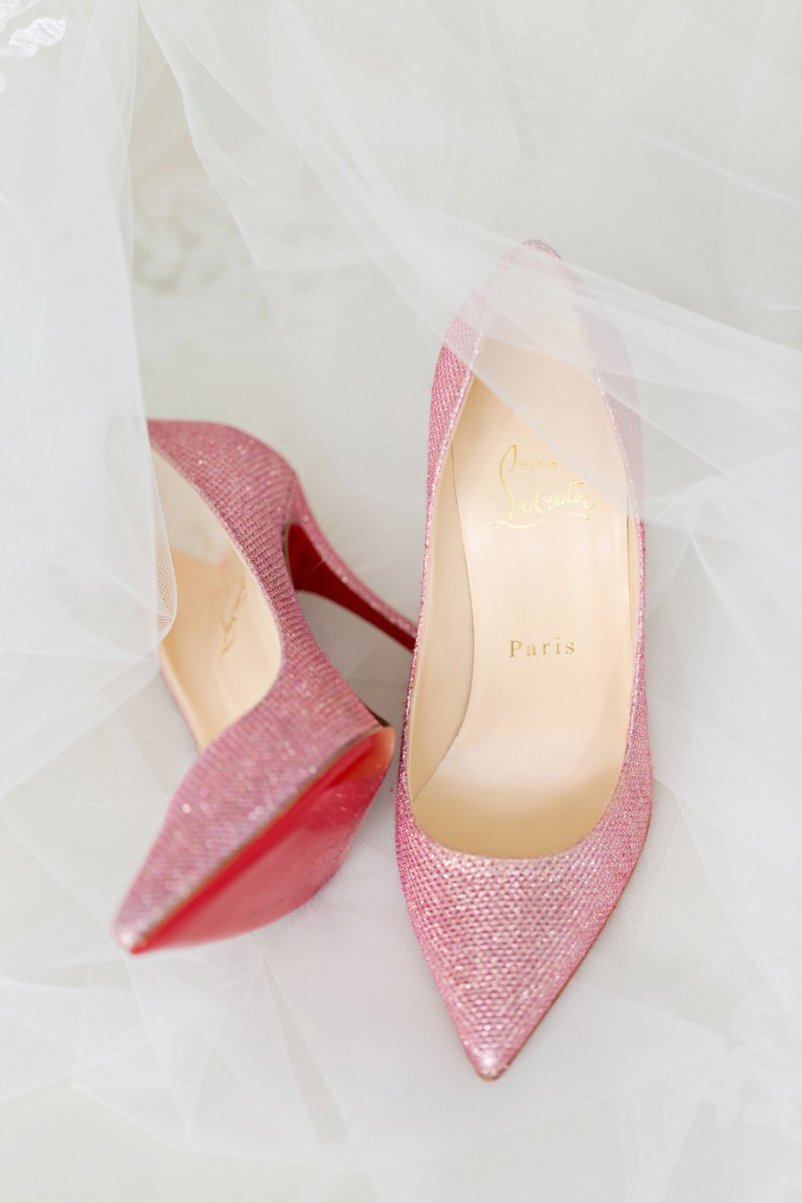 An Elegant Pink & Gold South Florida Wedding via TheELD.com