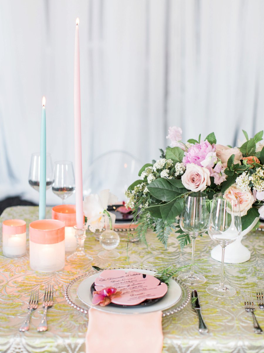 A Colorful Tropical Dinner Party via TheELD.com